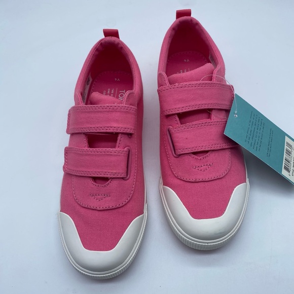 Toms Shoes Toms Doeheny
Bubblegum Pink Canvas Sneakers - Picture 8 of 13